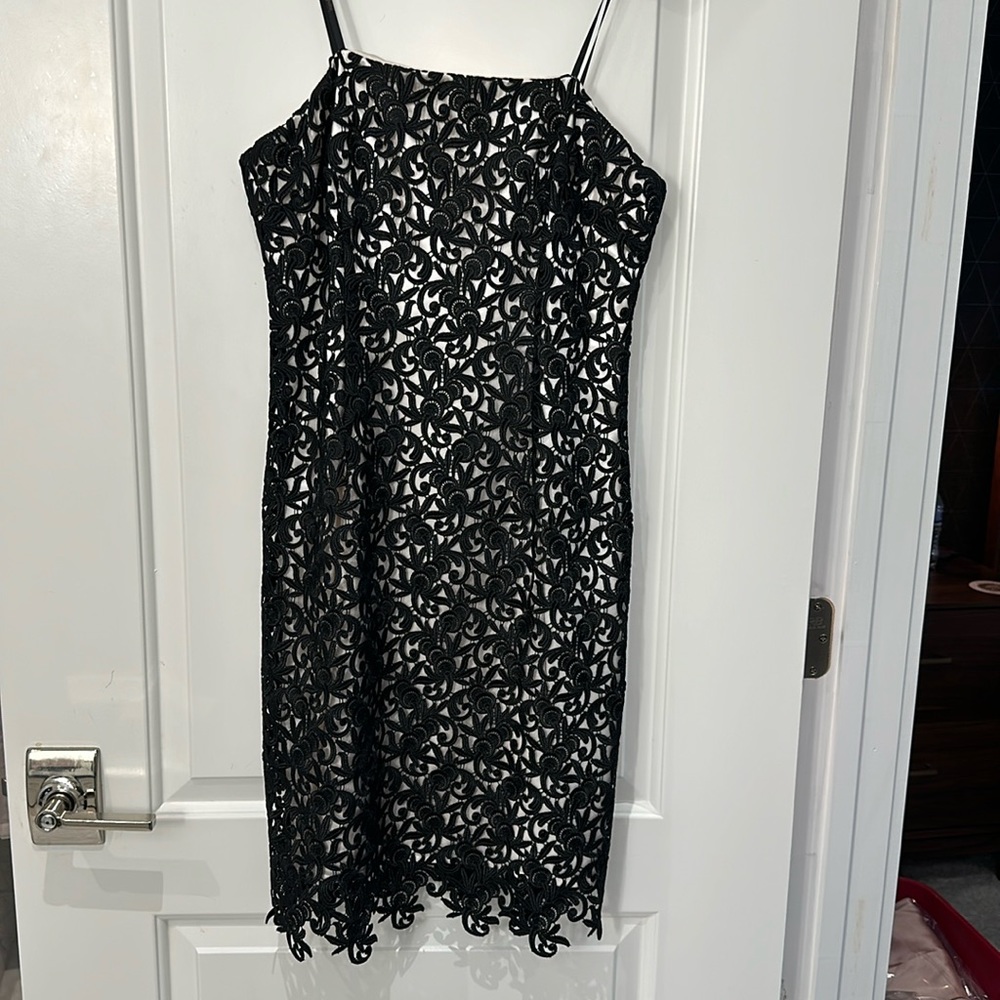 Laundry by Shelli Segal strapless dress